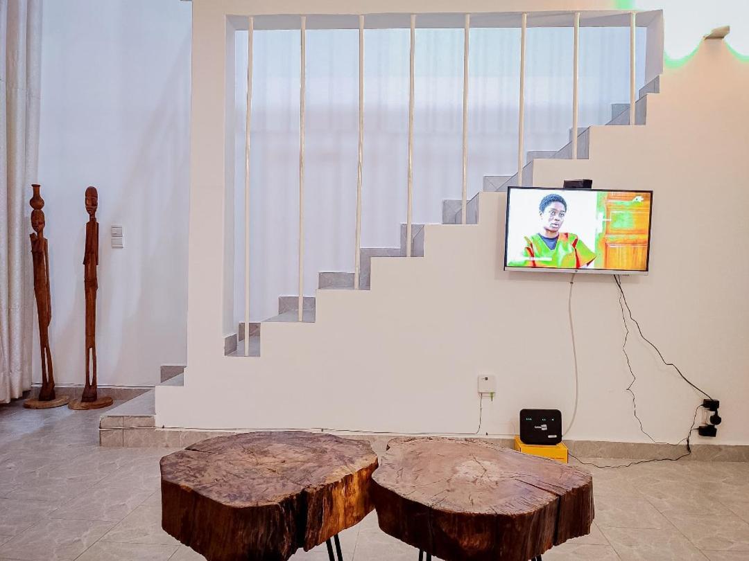 Duplex Mbote Brazzavile ブラザヴィル エクステリア 写真