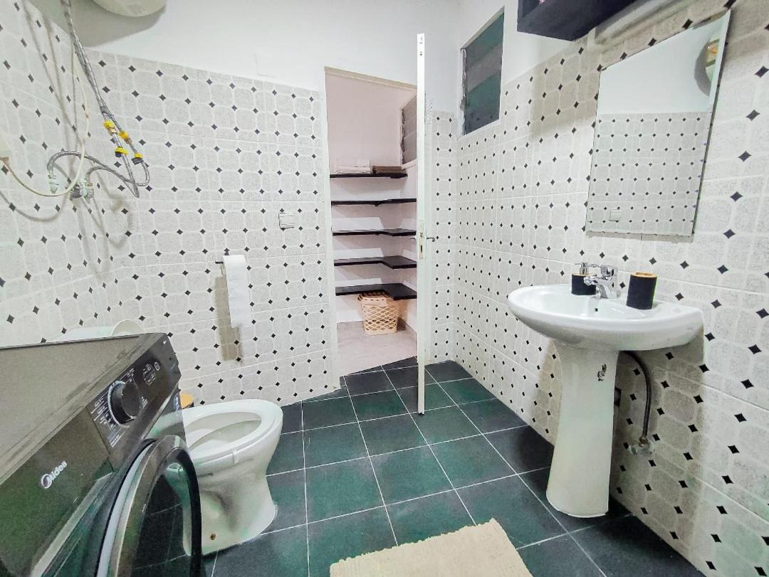 Duplex Mbote Brazzavile ブラザヴィル エクステリア 写真
