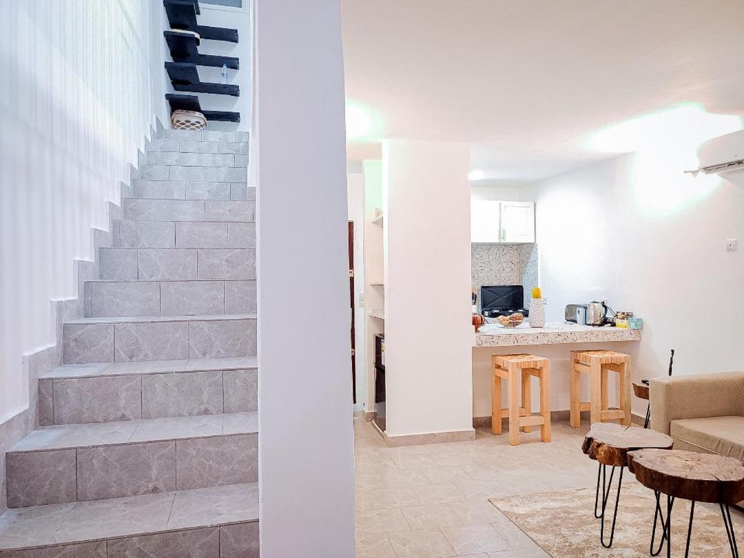 Duplex Mbote Brazzavile ブラザヴィル エクステリア 写真