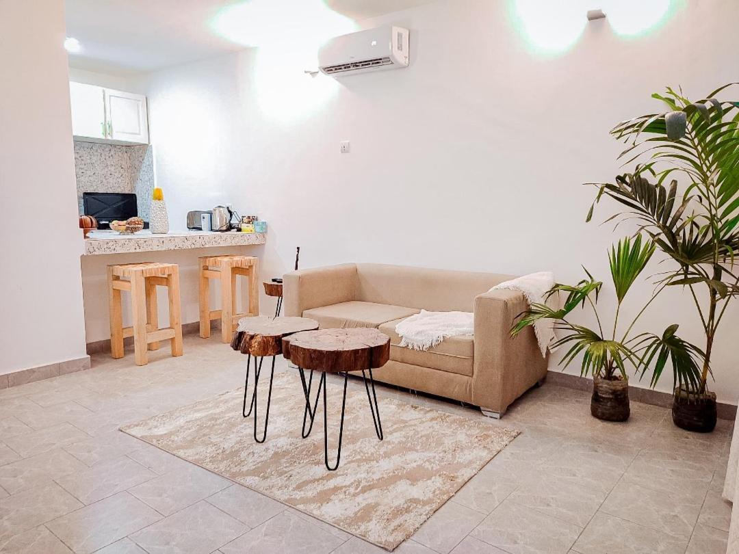 Duplex Mbote Brazzavile ブラザヴィル エクステリア 写真